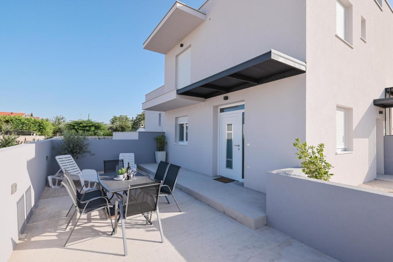 Duo Soles - Apartments With Private Parking Near Zadar Murvica  Buitenkant foto