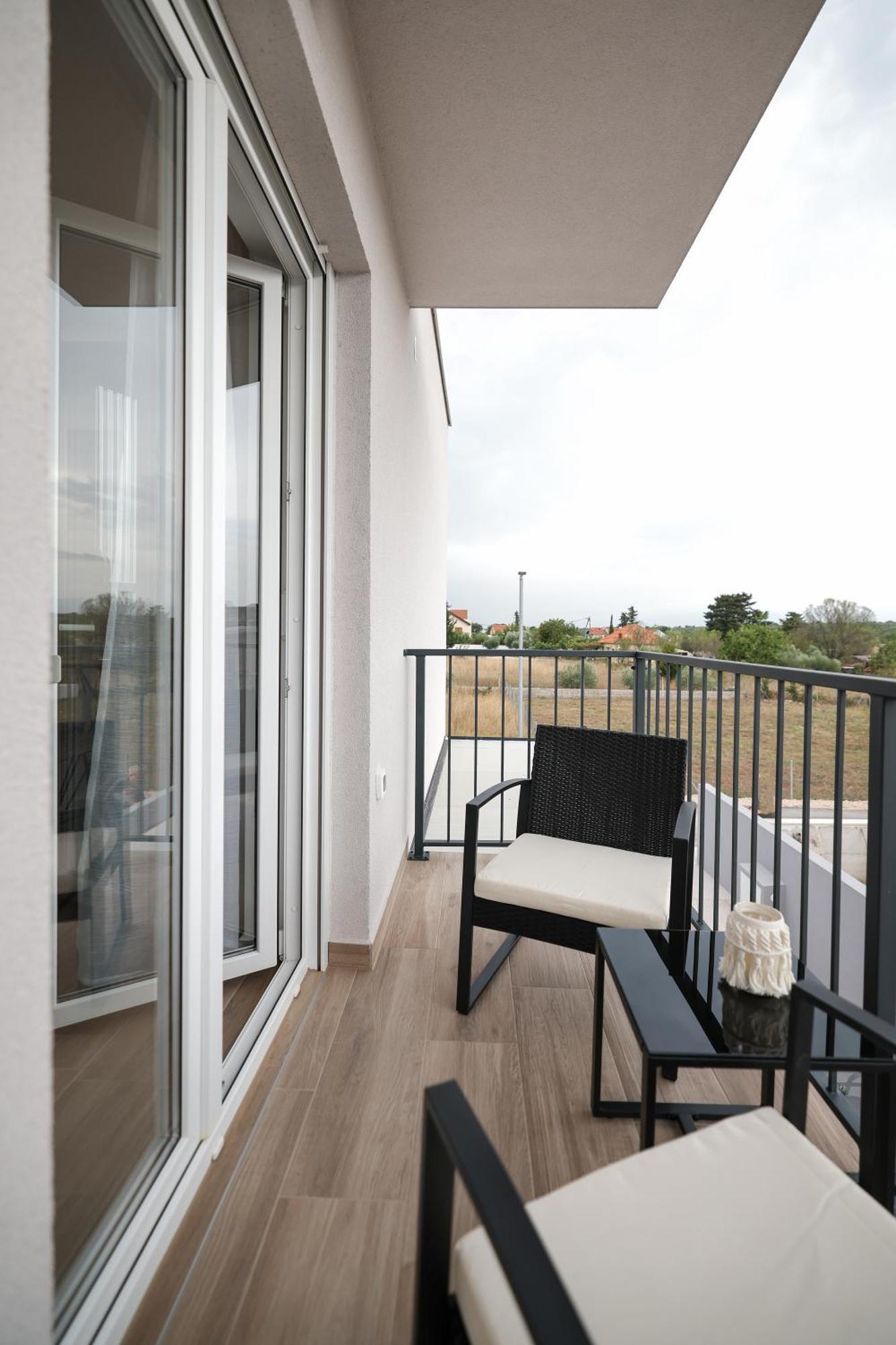 Duo Soles - Apartments With Private Parking Near Zadar Murvica  Buitenkant foto