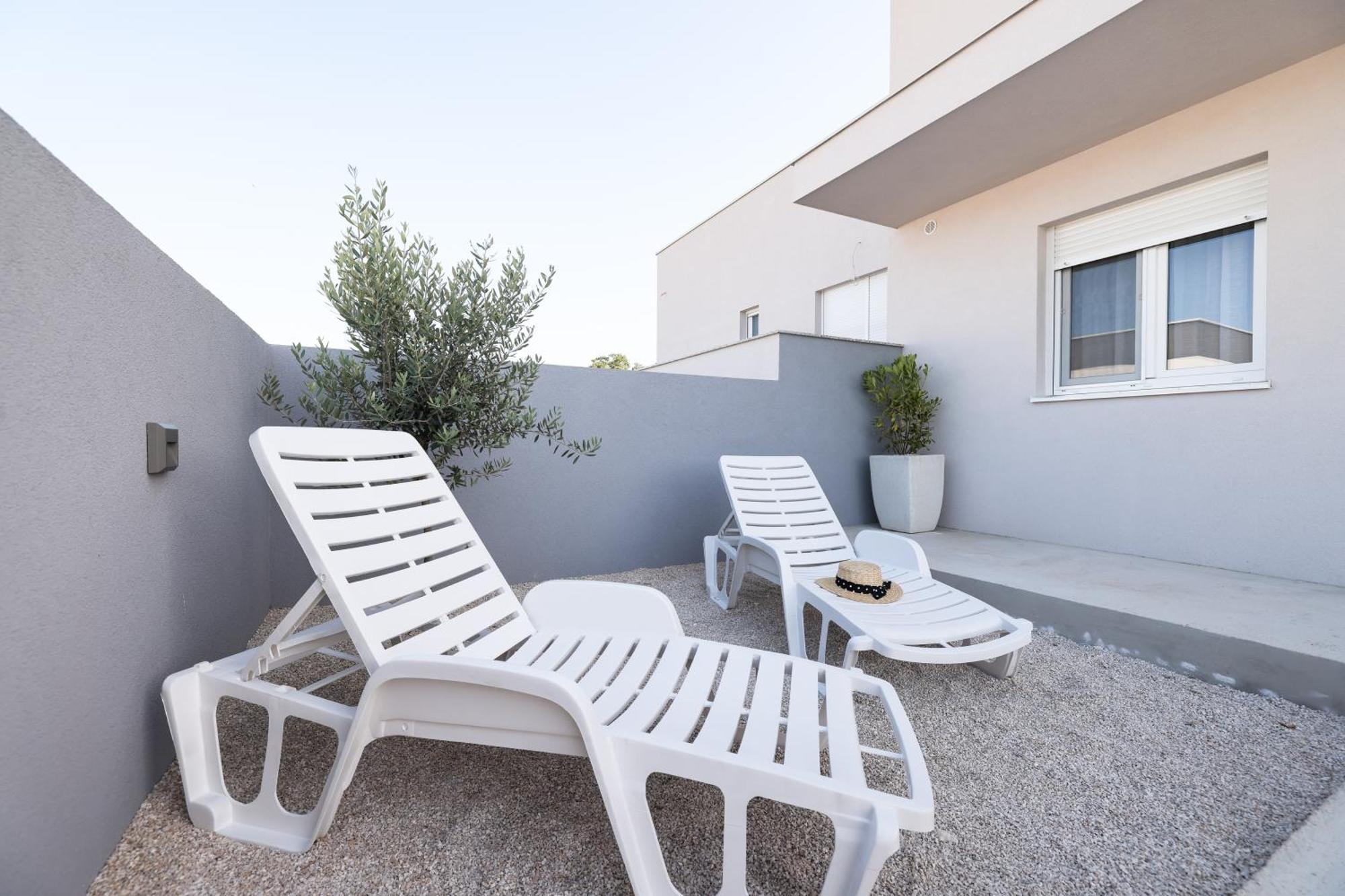 Duo Soles - Apartments With Private Parking Near Zadar Murvica  Buitenkant foto